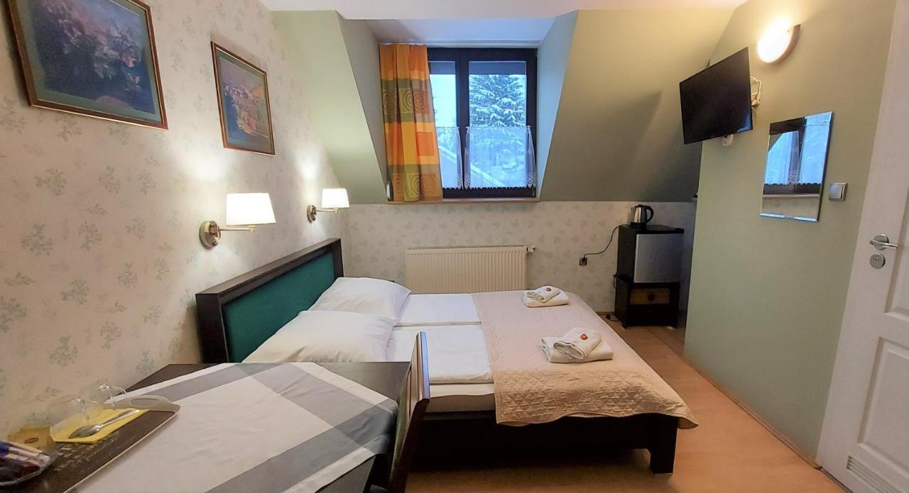 Dom Pod Kasztanami Apartment Kazimierz Dolny Exterior foto